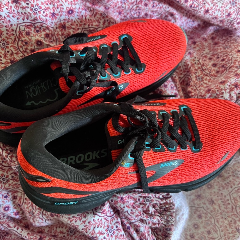 Brooks Ghost Size 6.5